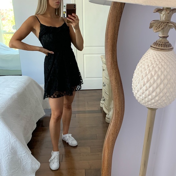 3 FOR $35 - H&M Divided Black Lace Dress - Picture 1 of 8